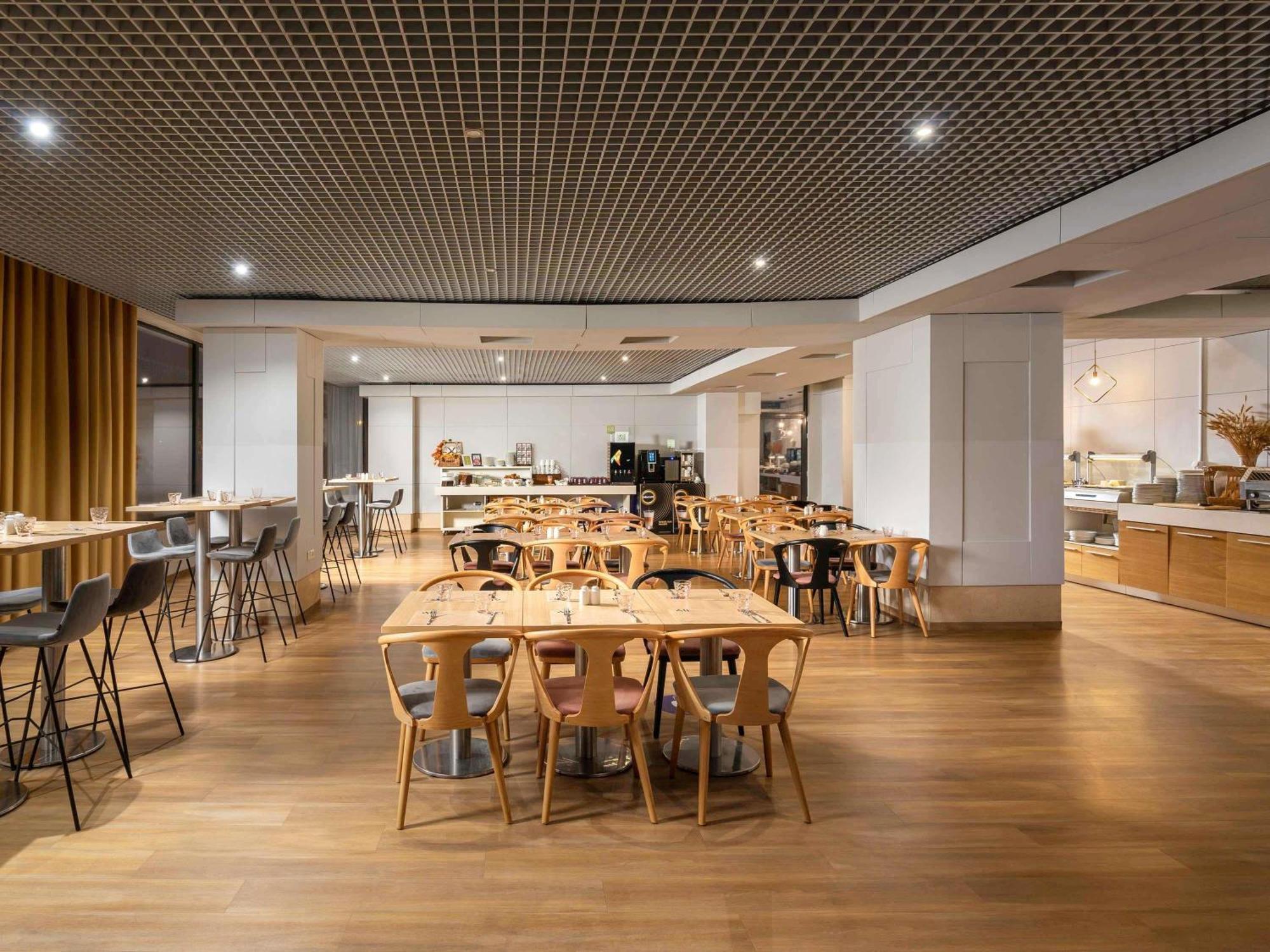 Mercure Bucharest Unirii Ngoại thất bức ảnh